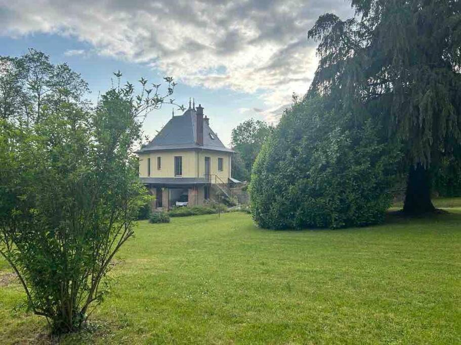 Maison Independante La Quietas Sur Les Hauteurs De Седан Экстерьер фото